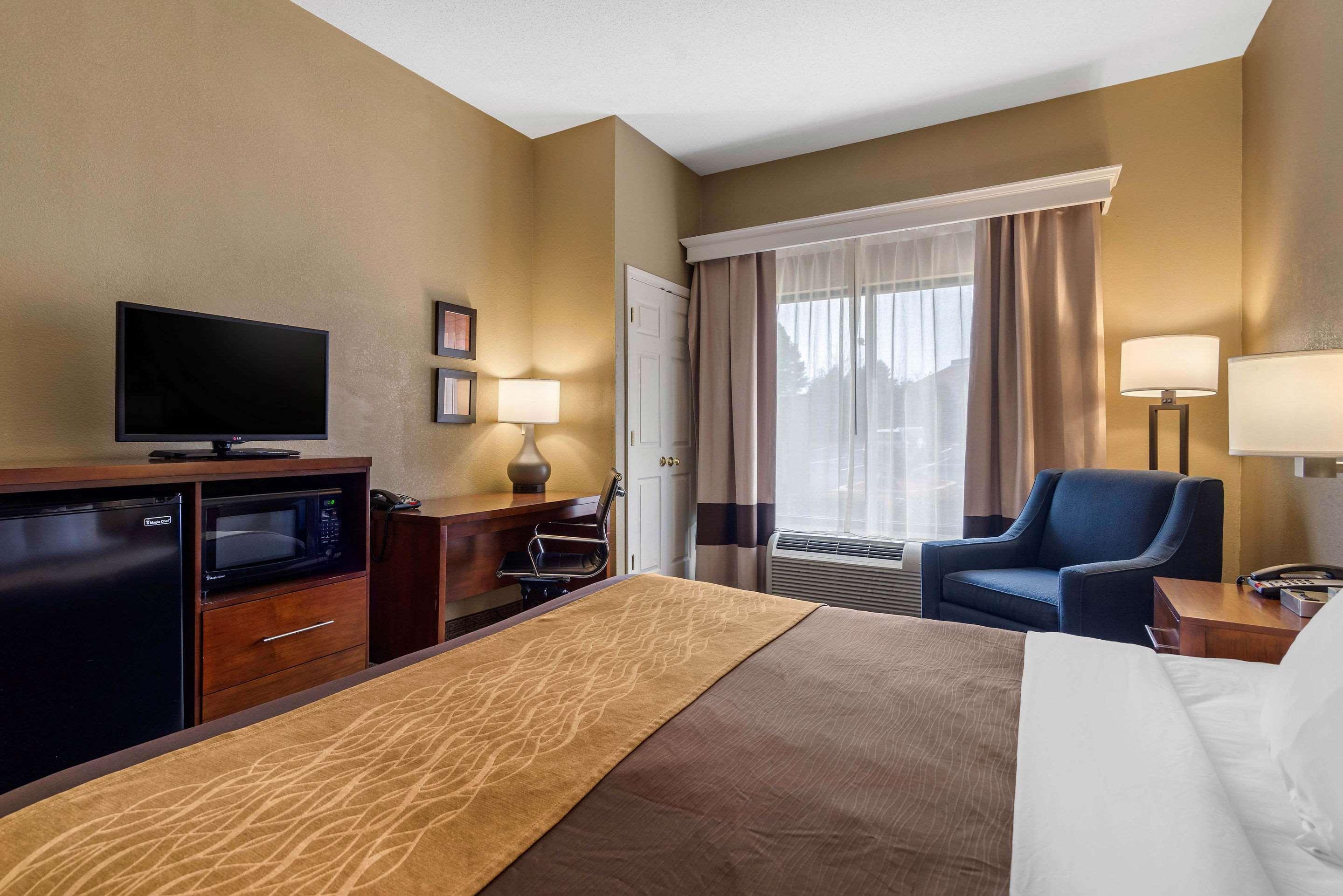 Comfort Inn & Suites Peachtree Corners Norcross Exterior foto